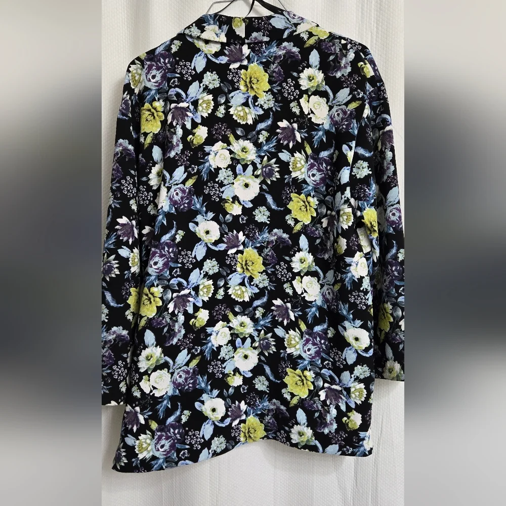 H&M Floral Blazer With Pockets - Picture 7 of 8
